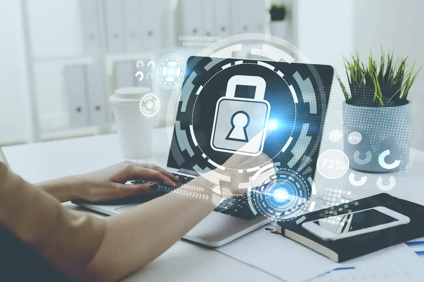 ikona kłódki na laptopie